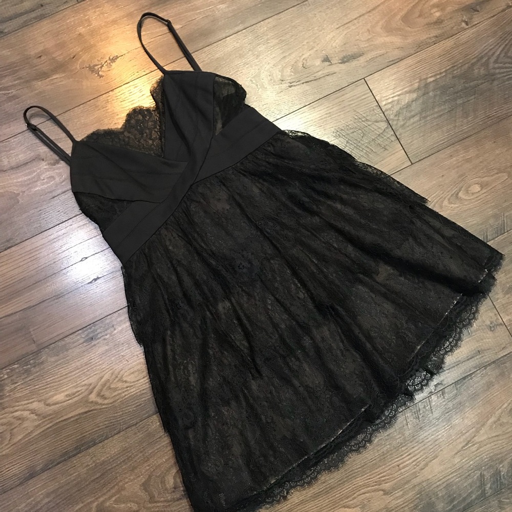 BCBGMAXAZRIA JOSANNA LACE DRESS